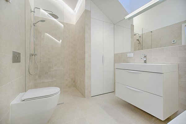 Rénovation salle de bain à Châlons-en-Champagne : expert et personnalisé
